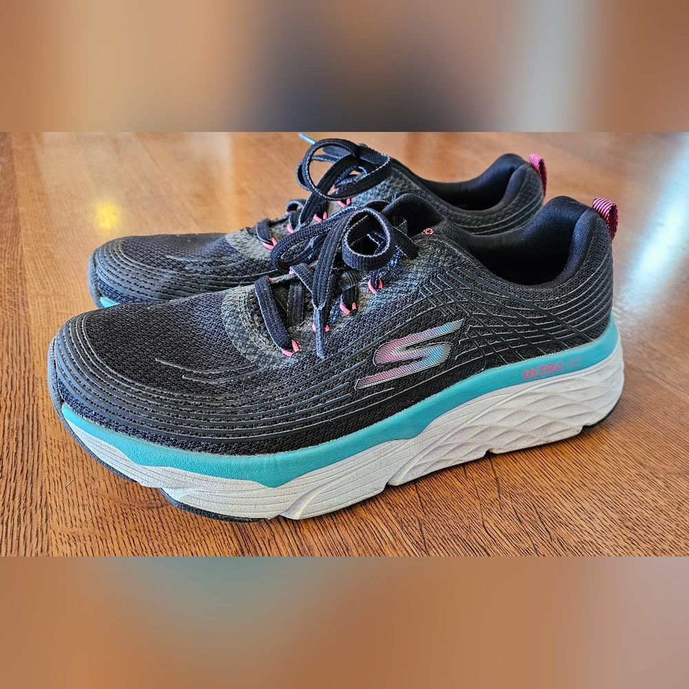 Skechers